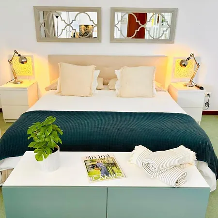 Panoramic South-facing Ocean View *